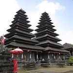Le temple Besakih & sa version miniature Kehen