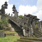 Le temple Besakih & sa version miniature Kehen