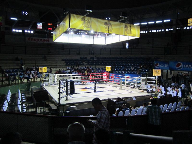 La terrible ambiance d'un combat de boxe thaïe